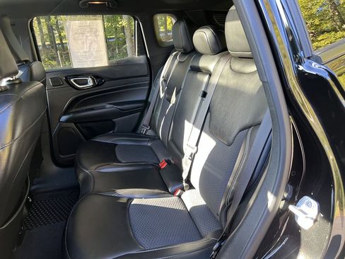 Certified 2023 Jeep Compass Altitude w/ Sun and Sound Group image 18