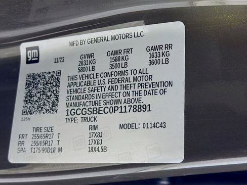 Used 2023 Chevrolet Colorado W/T image 30