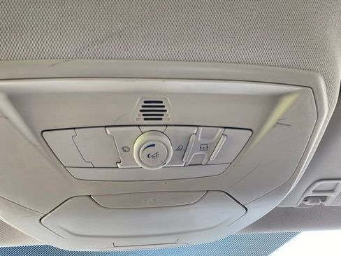 Used 2014 Ford Focus Titanium FWD image 26