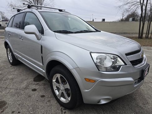 Used 2012 Chevrolet Captiva Sport LTZ image 3