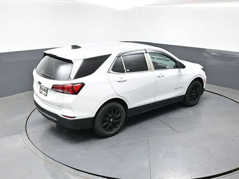 Used 2022 Chevrolet Equinox LT w/ LPO, Floor Liner Package FWD image 39
