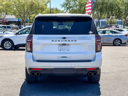 Used 2021 Chevrolet Suburban High Country w/ Premium Package AWD/4WD image 3