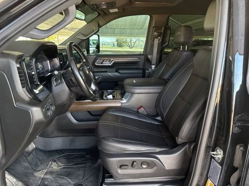 Used 2024 Chevrolet Silverado 3500 High Country image 14