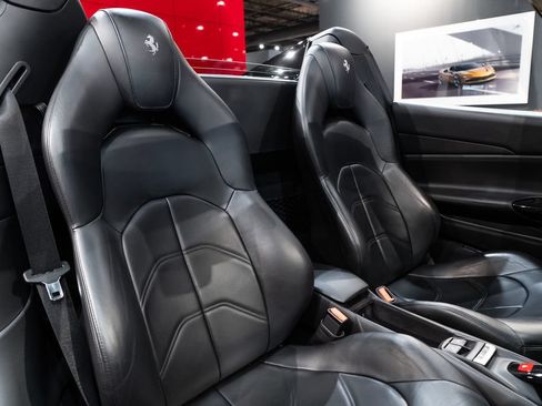 Certified 2016 Ferrari 488 Spider RWD image 41