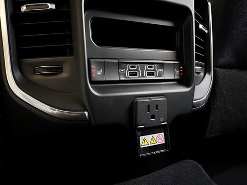 Used 2026 RAM 2500 Laramie image 30