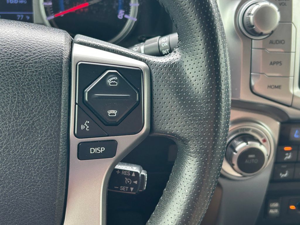 Used 2018 Toyota 4Runner Limited AWD/4WD image 39