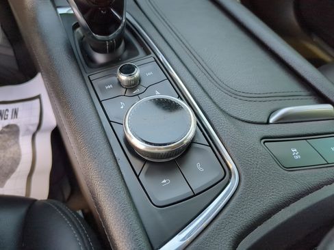 Certified 2023 Cadillac XT5 Premium Luxury image 29