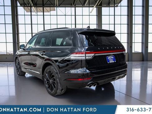 Used 2023 Lincoln Aviator Reserve w/ Equipment Group 201A AWD/4WD image 32