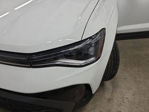 New 2026 Volkswagen Taos SE FWD image 24