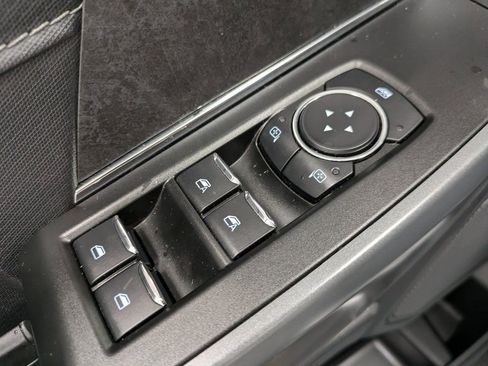 Used 2025 Ford F150 XLT w/ Equipment Group 302A MID image 10