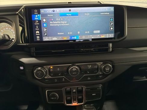 New 2026 Jeep Gladiator Sport image 16