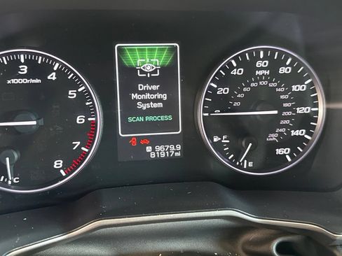 Used 2020 Subaru Outback Limited w/ Popular Package #2 AWD/4WD image 9