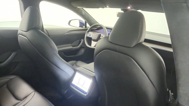 Used 2024 Tesla Model S AWD/4WD image 38