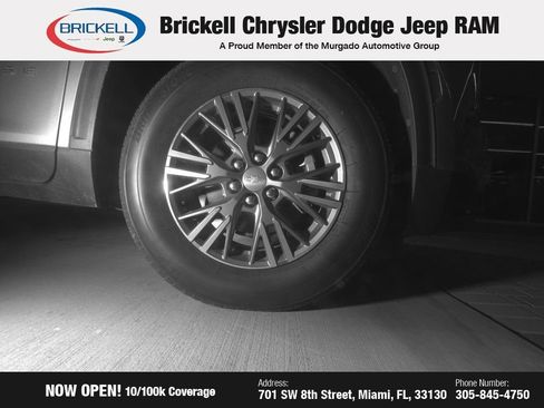 Used 2024 Chevrolet Traverse LT image 7