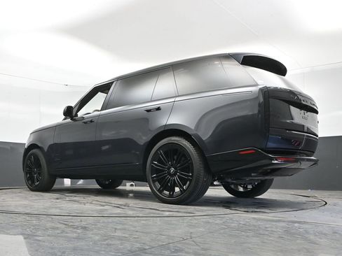 Used 2023 Land Rover Range Rover Long Wheelbase Autobiography AWD/4WD image 47
