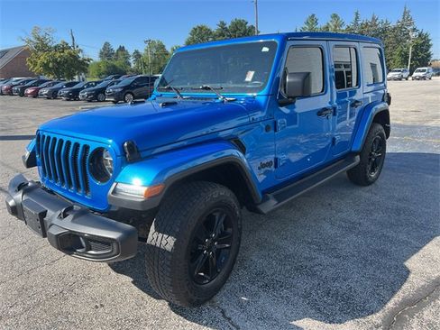 Used 2021 Jeep Wrangler Unlimited Sahara image 7