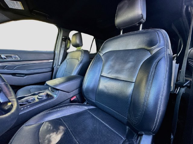 Used 2019 Ford Explorer Limited w/ Class III Trailer Tow Package AWD/4WD image 23