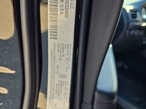 Used 2025 Dodge Durango GT image 14