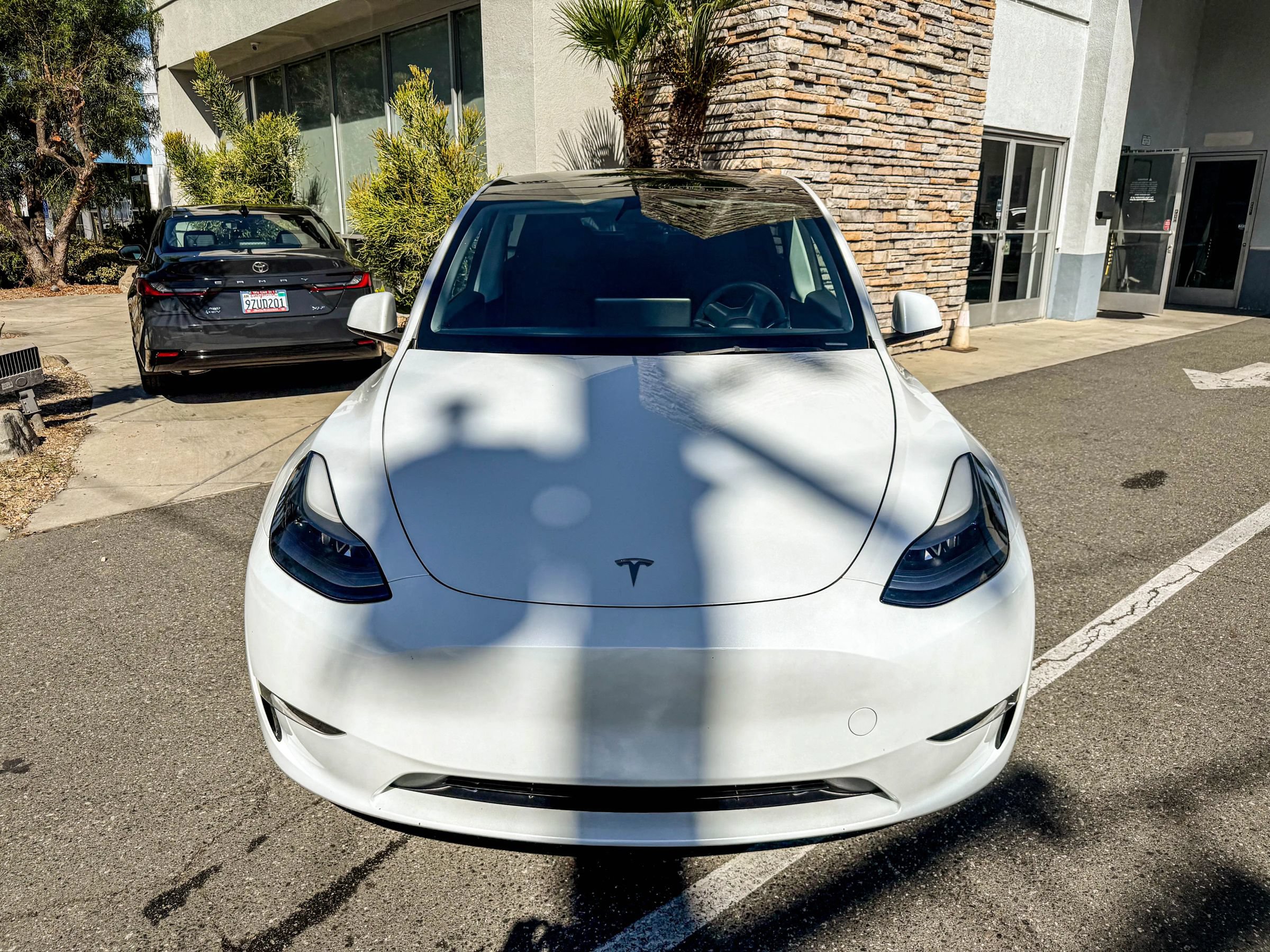 Used 2023 Tesla Model Y Performance AWD/4WD image 10
