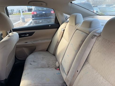 Used 2017 Nissan Altima 2.5 SV image 14