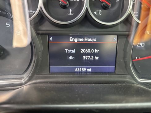 Used 2020 Chevrolet Silverado 1500 RST image 5