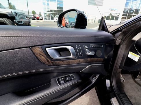 Used 2013 Mercedes-Benz SL 550 image 57