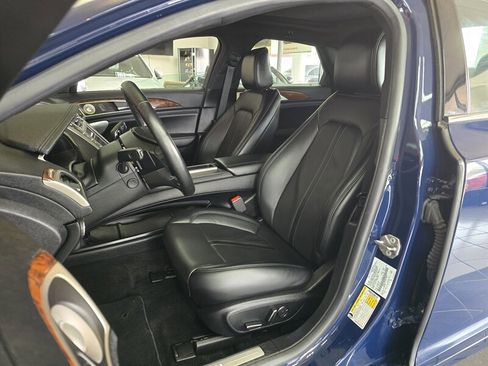 Used 2020 Lincoln MKZ Reserve w/ Luxury Package image 9