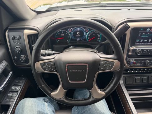 Used 2018 GMC Sierra 1500 Denali w/ Denali Ultimate Package image 19