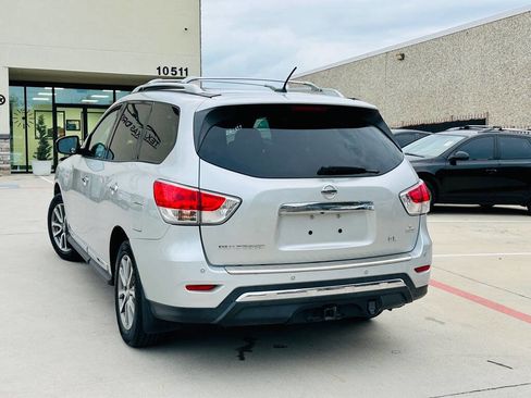 Used 2014 Nissan Pathfinder SL w/ SL Premium Package image 7