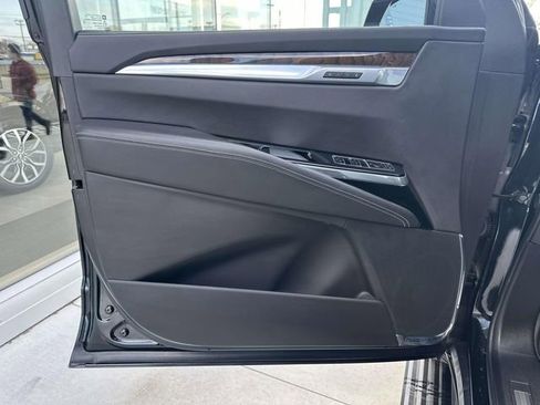 Certified 2025 Cadillac Escalade Sport Platinum w/ LPO, Floor Liner Package image 15