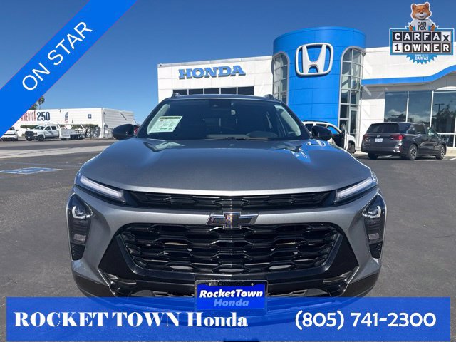 Used 2024 Chevrolet Trax ACTIV w/ Sunroof Package FWD image 3