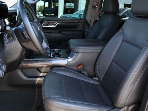 Used 2024 Chevrolet Silverado 2500 LTZ w/ LTZ Plus Package image 22