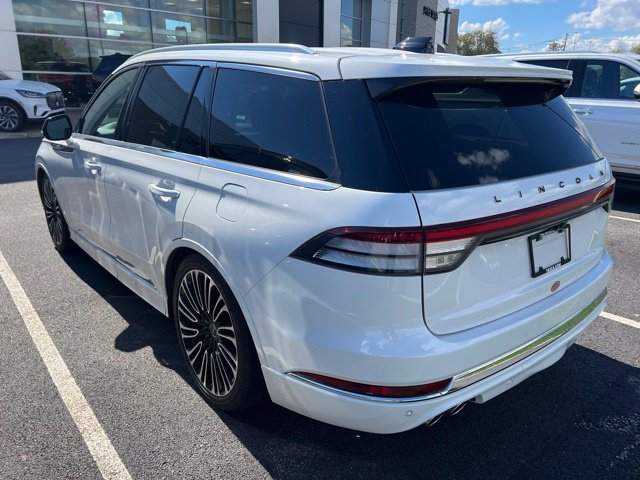 Used 2025 Lincoln Aviator Black Label AWD/4WD image 6