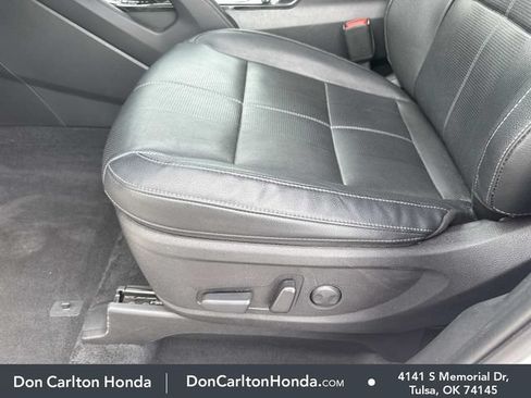 Used 2022 Kia Telluride EX w/ EX Premium Package FWD image 12