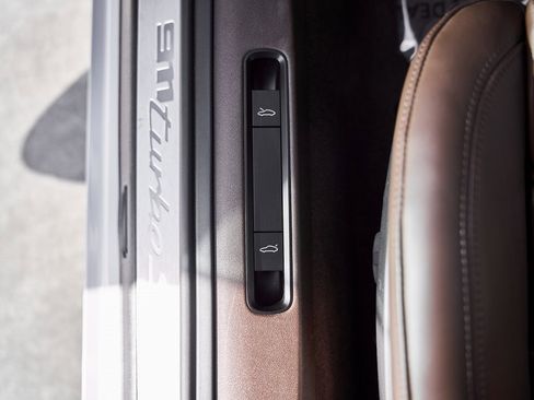 Used 2024 Porsche 911 Turbo S image 32