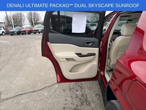 Used 2023 GMC Acadia Denali w/ Denali Ultimate Package image 23