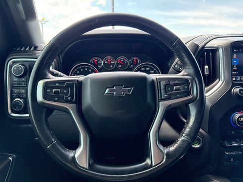 Used 2019 Chevrolet Silverado 1500 LT Trail Boss AWD/4WD image 10