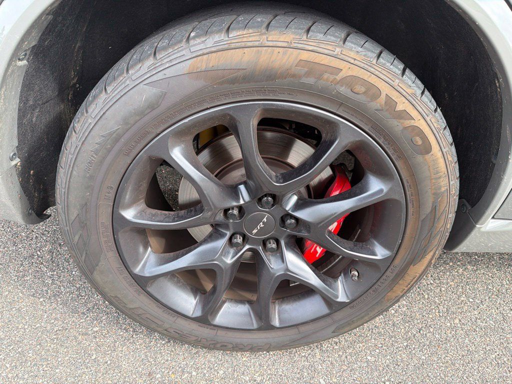 Used 2022 Dodge Durango SRT w/ Technology Group AWD/4WD image 10