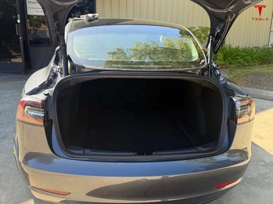 Used 2023 Tesla Model 3 Standard Range RWD image 16