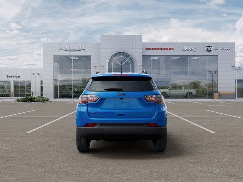 New 2026 Jeep Compass Latitude AWD/4WD image 7