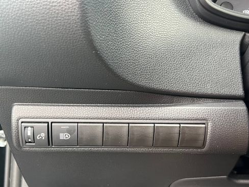 Used 2025 Toyota Corolla LE FWD image 20