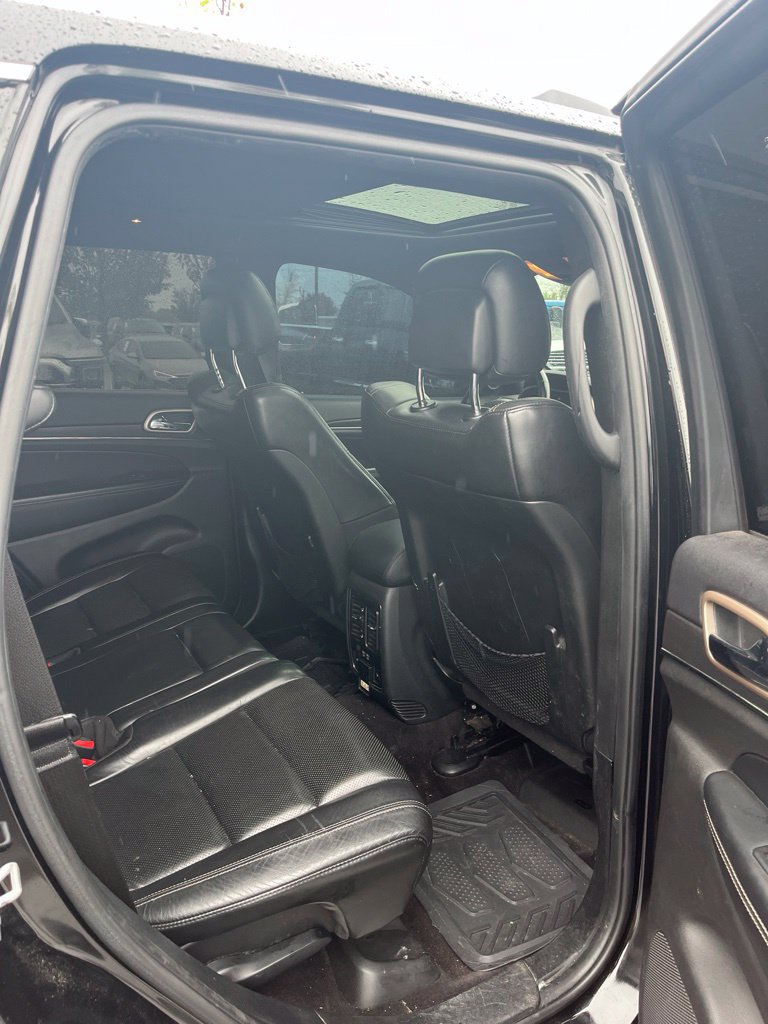 Used 2017 Jeep Grand Cherokee Limited w/ Luxury Group II AWD/4WD image 10