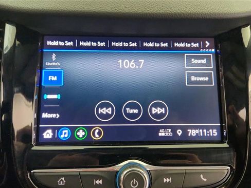 Used 2021 Chevrolet Trax LT w/ LT Convenience Package image 27