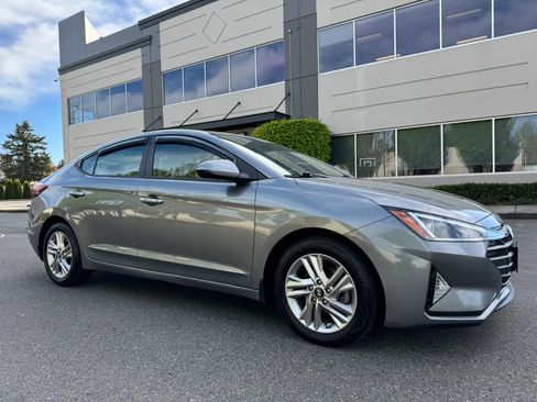 Used 2019 Hyundai Elantra SEL FWD image 1