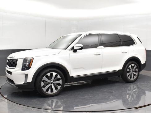 Used 2021 Kia Telluride EX w/ EX Premium Package AWD/4WD image 15