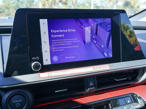 New 2026 Toyota Prius Plug-In Hybrid FWD image 3
