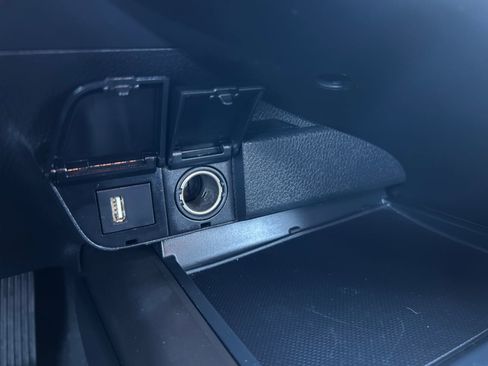 Used 2023 Toyota Camry LE image 23