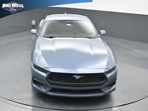Used 2025 Ford Mustang Coupe image 10