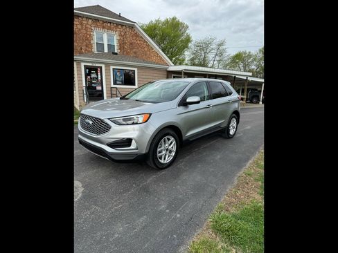 Used 2023 Ford Edge SEL image 1