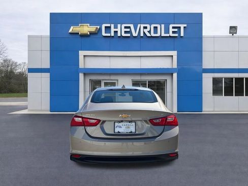 Used 2024 Chevrolet Malibu LT FWD image 5